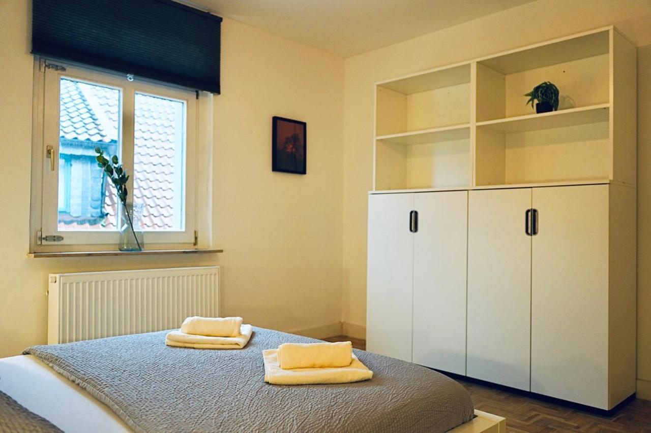 Geraeumiges Wohnen Fuer 7 Personen- Parkplatz- Waschmaschine- 3 Schlafzimmer ウォルフスブルク エクステリア 写真
